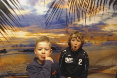 2019-05-11-213947
