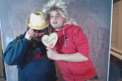 2019-05-11-222327
